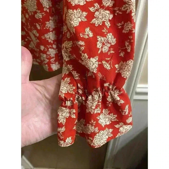 ZARA Red Floral Print Shirt Top Tied Ruffle Collar Long Sleeve Ruffle Trim Sz XS - Picture 6 of 8